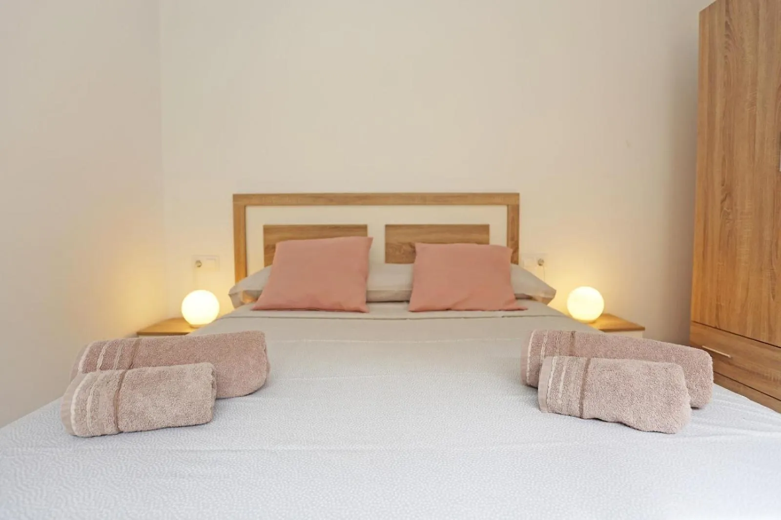 Apartment Apartamento Rosado House Malaga